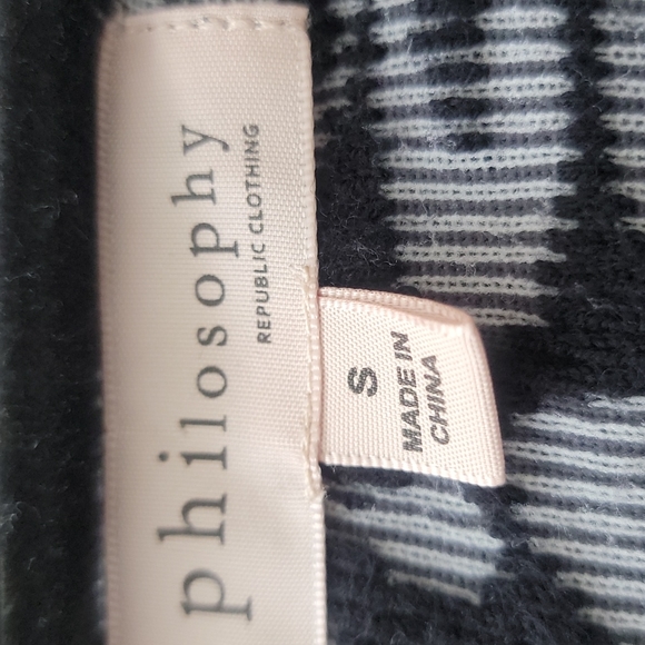 Philosophy Republic Cropped Sweater - Picture 7 of 13